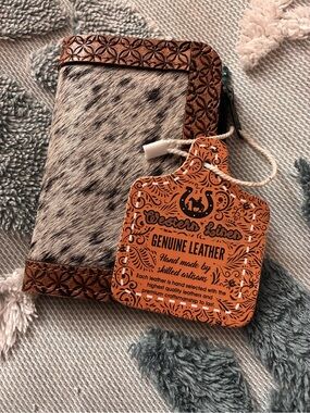 Genuine Leather Cowhide Zip Wallet in White & Brown